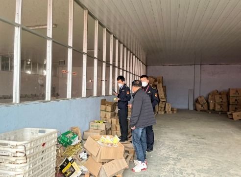 江西省鄱阳县持续开展食品 守底线 查隐患 保安全 专项行动
